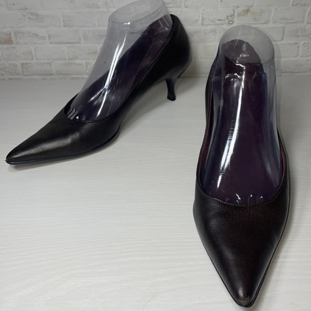 Authentic Gucci Chocolate Brown Classic Pointy Toe Casual Kitten Heel Pump Shoes